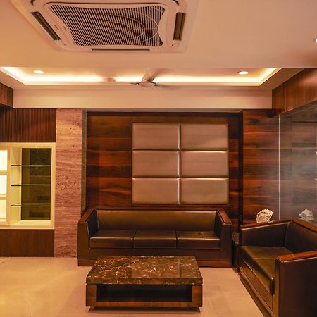 The Atithi Niwas Hotel Indore Zewnętrze zdjęcie