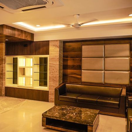 The Atithi Niwas Hotel Indore Zewnętrze zdjęcie